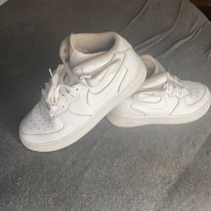 COPY - COPY - Nike Hightop Airforce 1s